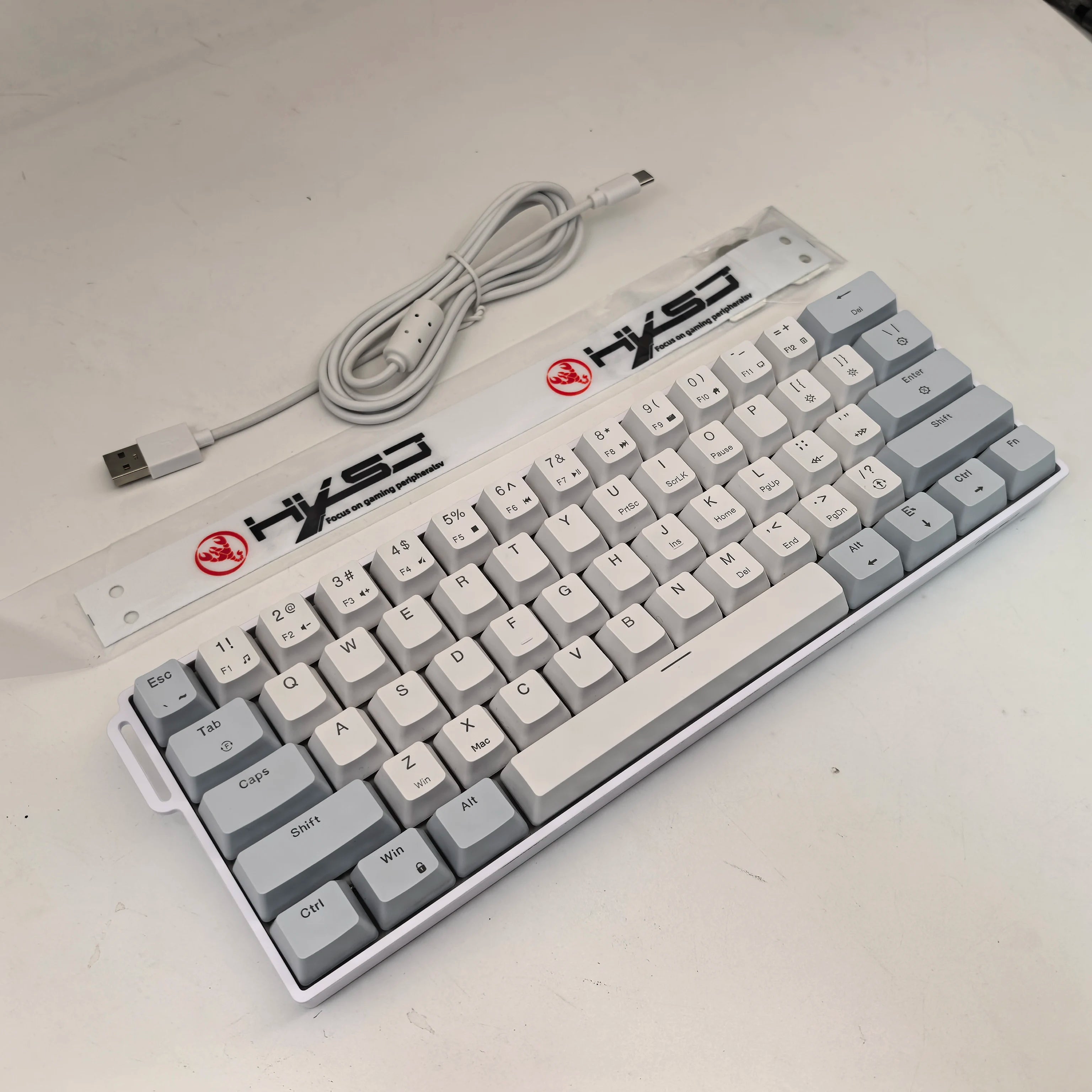 HXSJ V900 — 60% Mechanical Keyboard, 13 RGB Modes